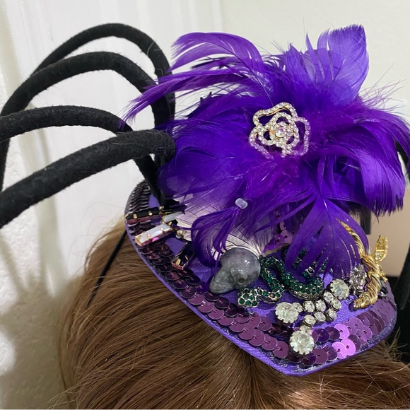 Customized Embellished Spider Fascinator Hat Halloween Costume Hat - Picture 14 of 16